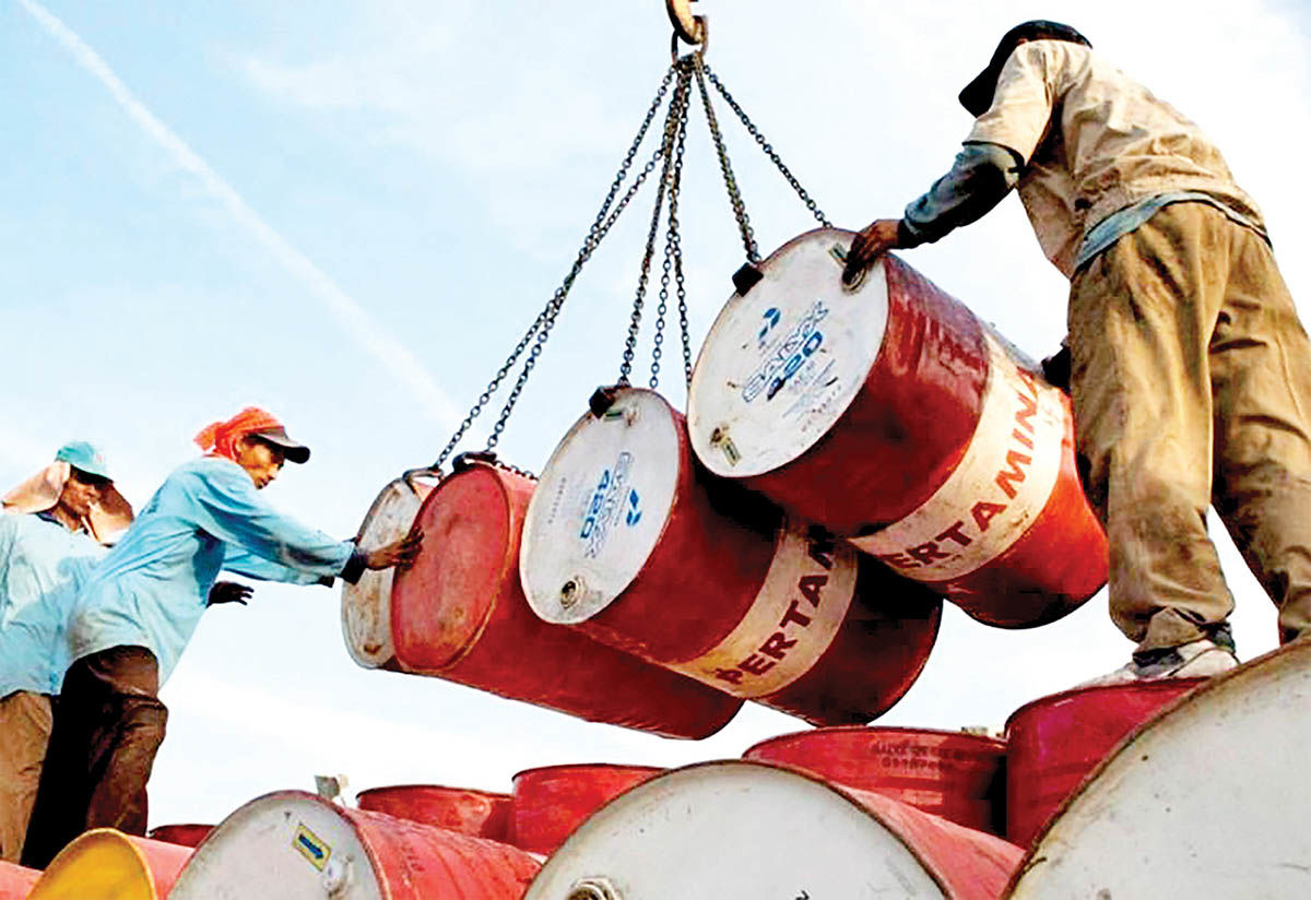 رشد بازار سهام ژاپن در پی نوسانات سیاسی و افزایش شاخص‌ها