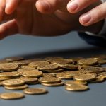 سکه پیش فروش بخریم یا نه؟