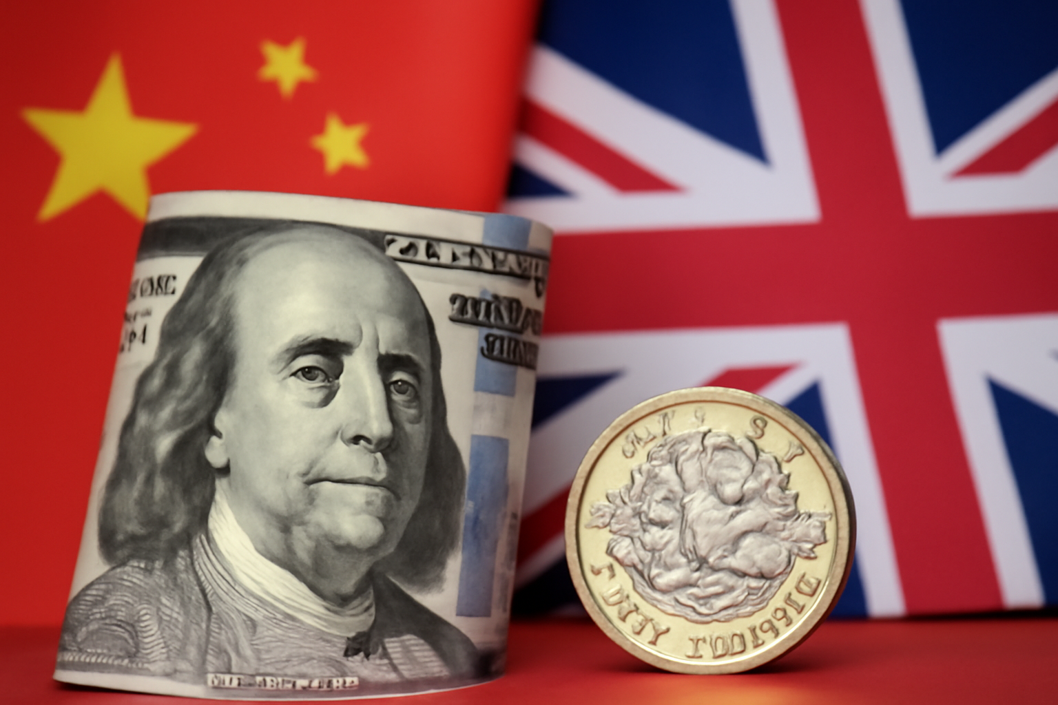 کاهش 0.18٪ قیمت استرلینگ پوند در برابر دلار آمریکا به دلیل تنش‌ها با چین