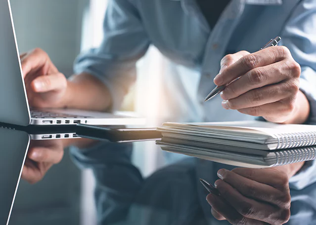 کاهش تقاضا در استرالیا باعث کاهش تولید کالاها و کاهش شغل‌ها شد