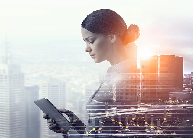 سهام هند پس از چهار هفته رشد متوالی به اوج تاریخی رسید، اما روز دوشنبه کاهش یافت