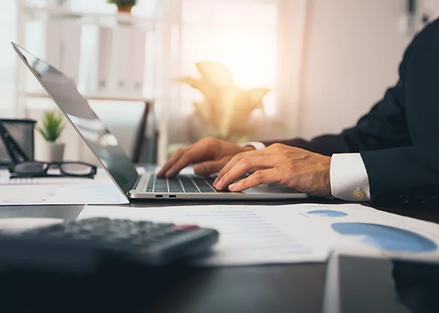 داده‌های اقتصادی ایالات متحده و نرخ تورم در بریتانیا و منطقه یورو در کانون توجه قرار دارند