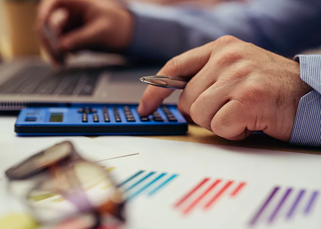 افت دلار آمریکا در برابر یورو، پوند و فرانک در معاملات نیویورک