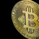 فشار فروش بر بیت‌کوین؛ آیا قیمت به سطح حمایتی 99,000 دلار می‌رسد