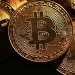 سرمایه‌گذاران بلندمدت بیت‌کوین تصمیم به فروش دارایی‌های خود گرفتند