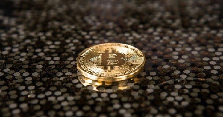 کاهش ارزش بازار ETFهای کریپتو به 140.9 میلیارد دلار پس از افت قیمت بیت کوین