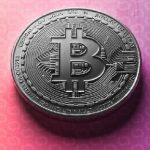 واکنش تند تحلیلگر بازار به اظهارات جیم کرامر درباره ذخیره استراتژیک بیت‌کوین